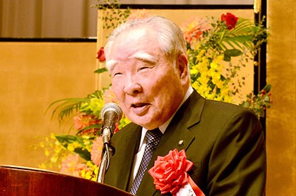 鈴木 修 代表取締役会長兼社長